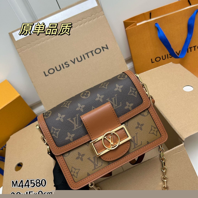 LV Clutch Bags